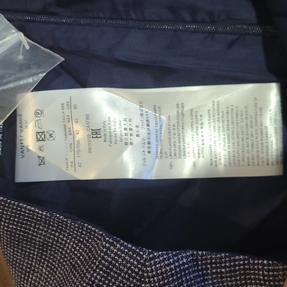 Giorgio Armani skirt - Picture 6 of 6